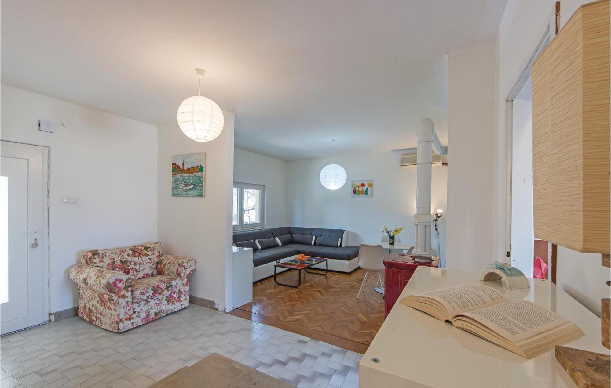 Awesome Apartment In Fazana With Wifi Exterior foto
